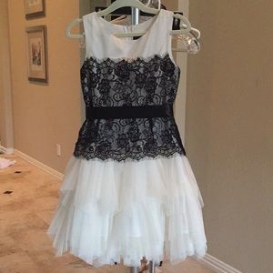 Girls black and white dress